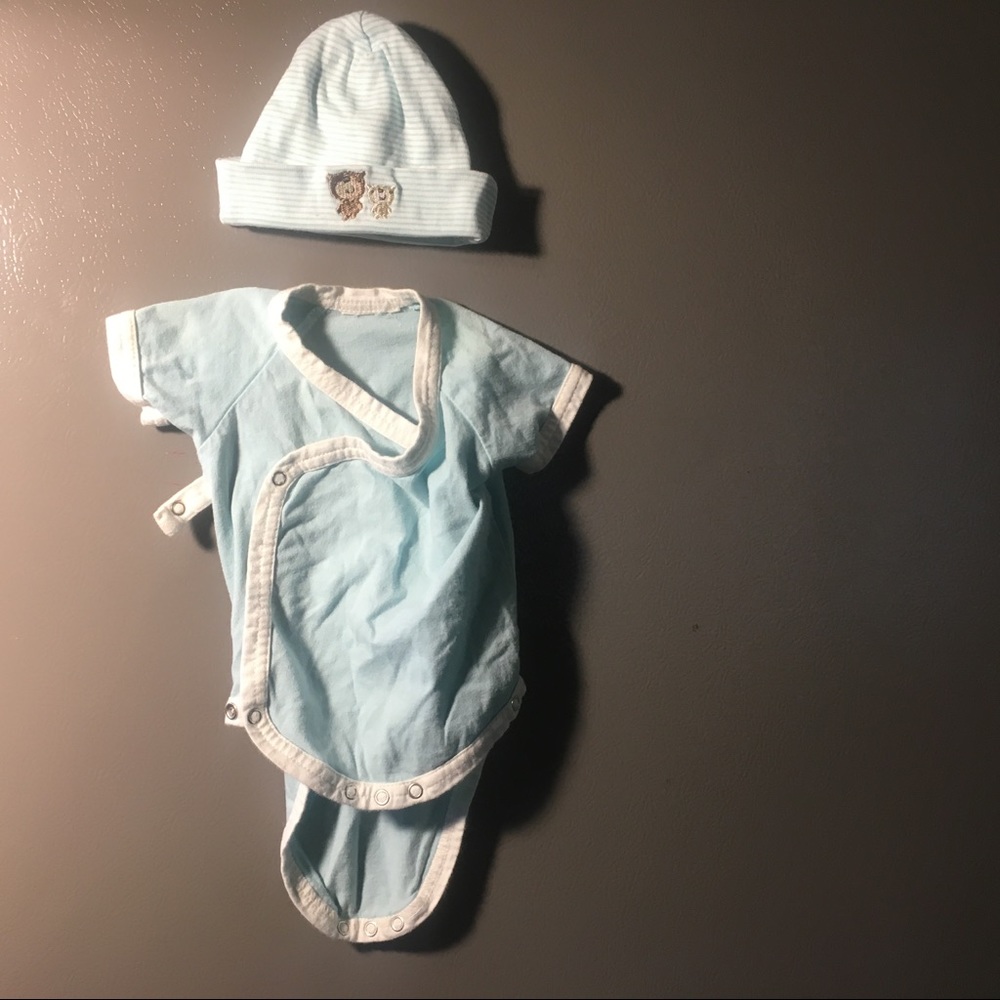 Infant Wrap and Hat Outfit